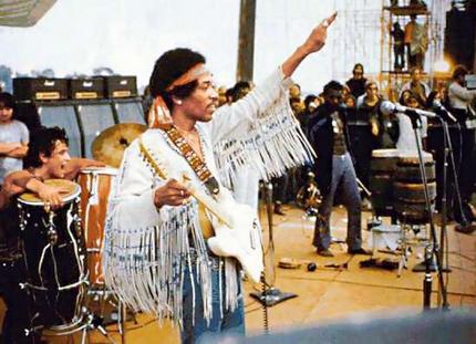 [jimi-hendrix-woodstock[1].jpg]